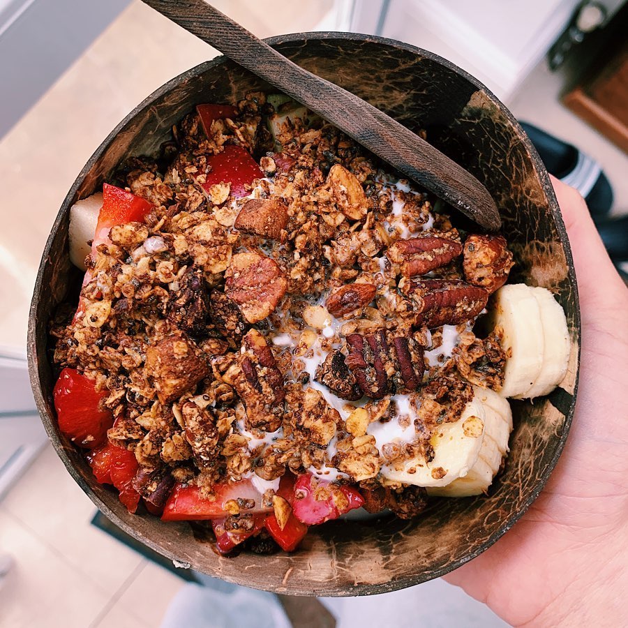 Homemade Granola with Oats and Nuts