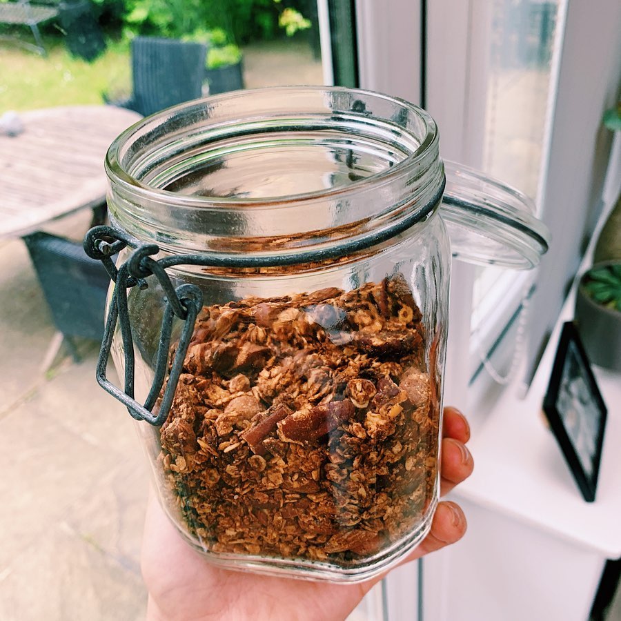 Homemade Granola with Oats and Nuts