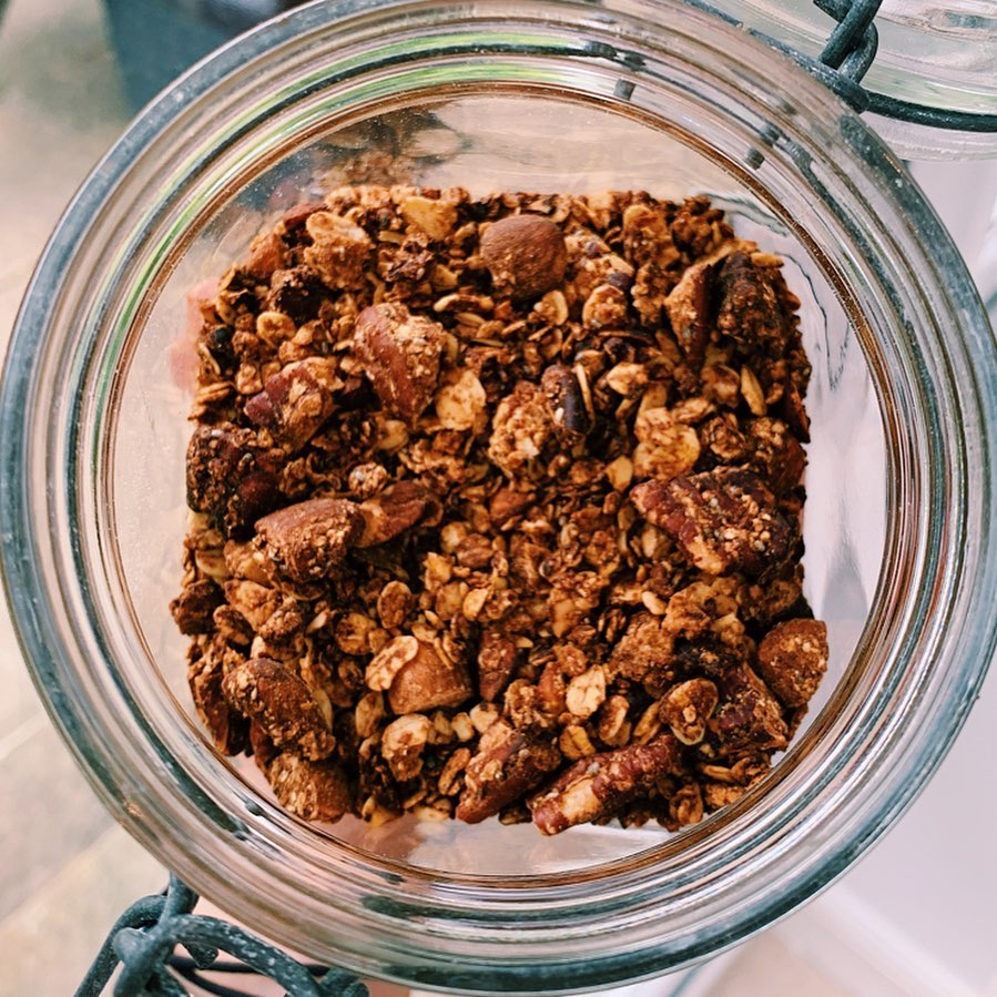 Homemade Granola with Oats and Nuts