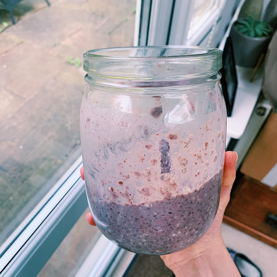 Berry Chia Seed-Overnight Oats Bowl