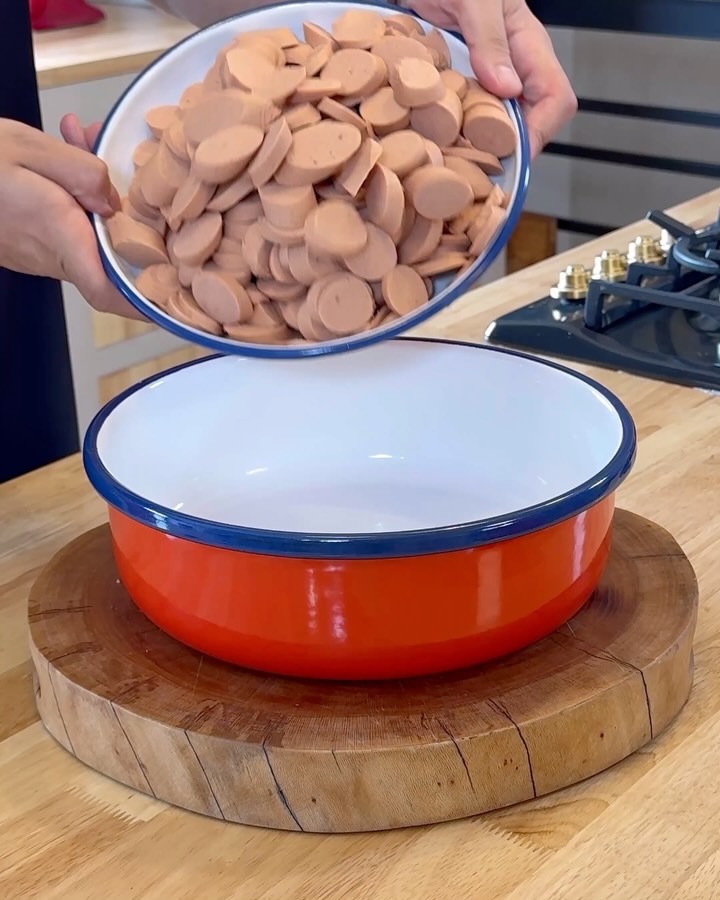 Banderi Sausage and Onion Stir-Fry
