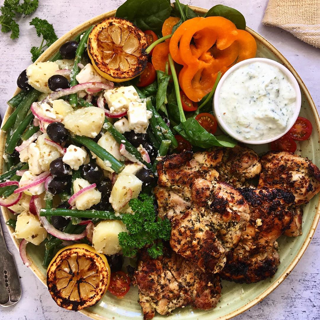 Hummus Chicken Shawarma