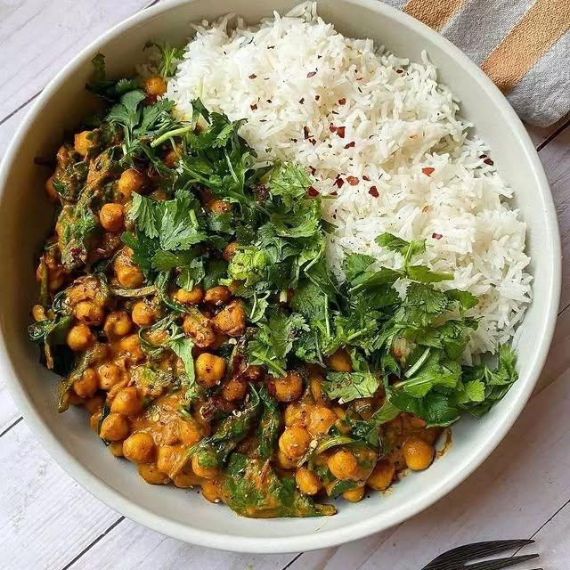 Quick and Easy Chickpea Curry