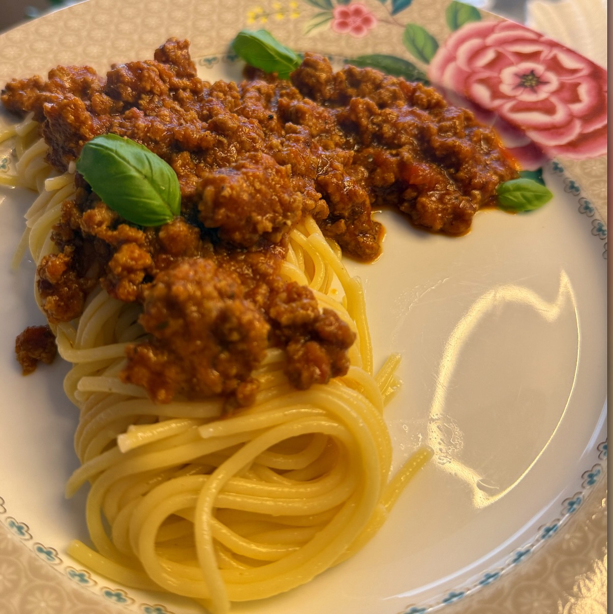 Pasta Bolognese with Burrata and Tomatoes