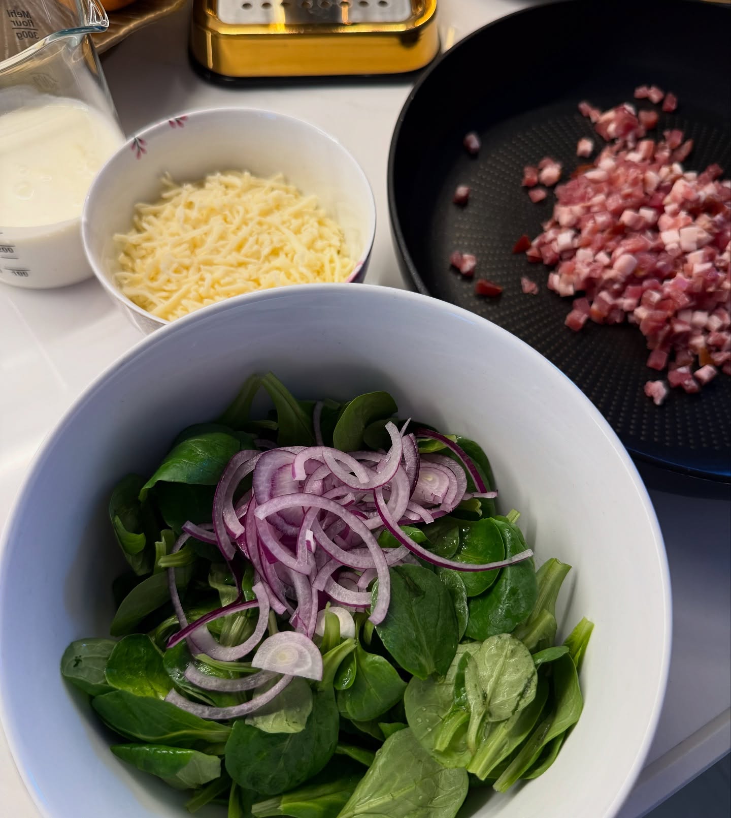 Quick Cheese Spaetzle with Field Salad