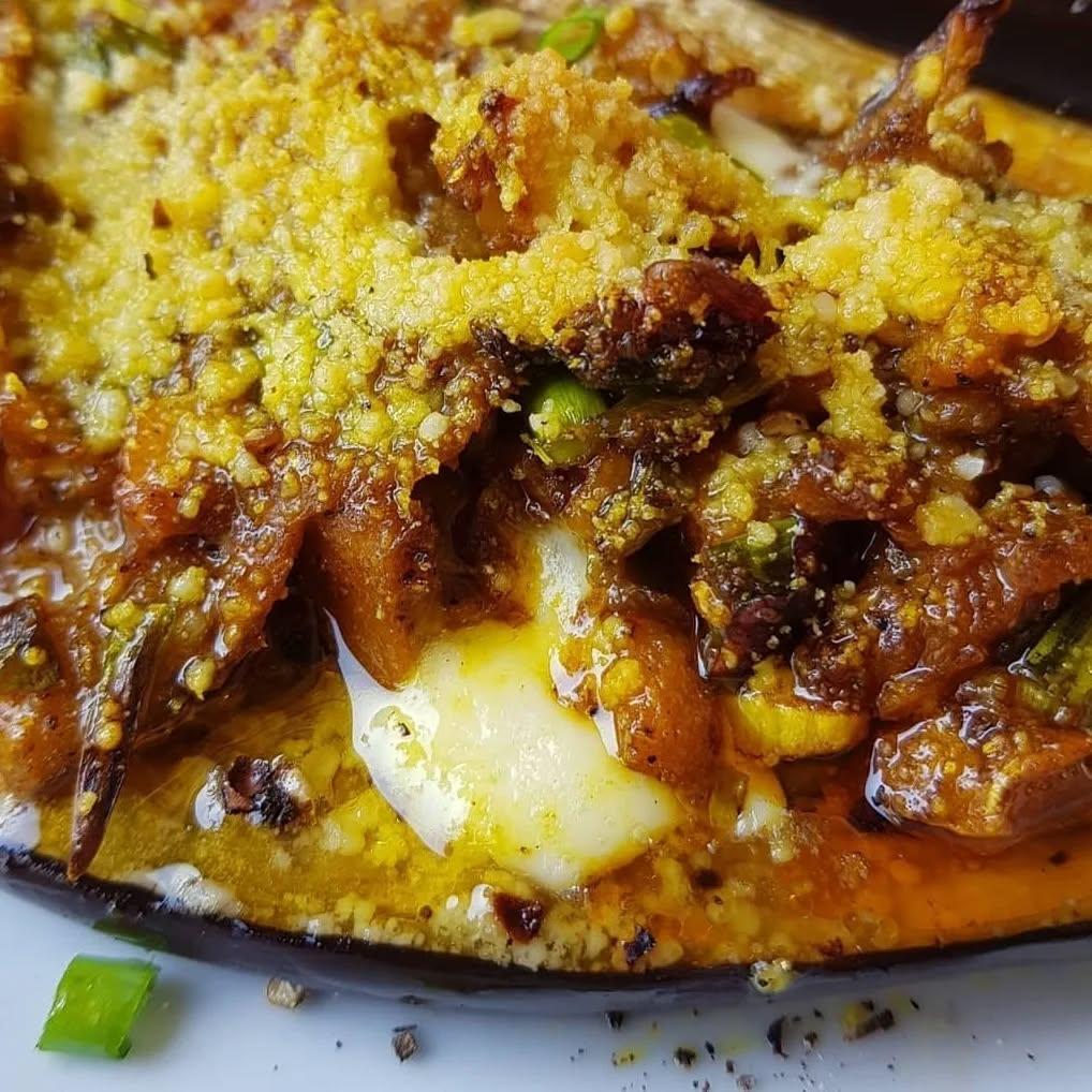 Stuffed Eggplants with Cheese Gratin