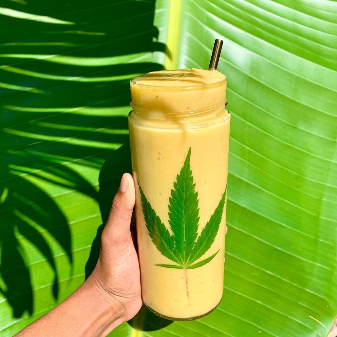 Tropical Smoothie with Sea Moss and CBD Oil