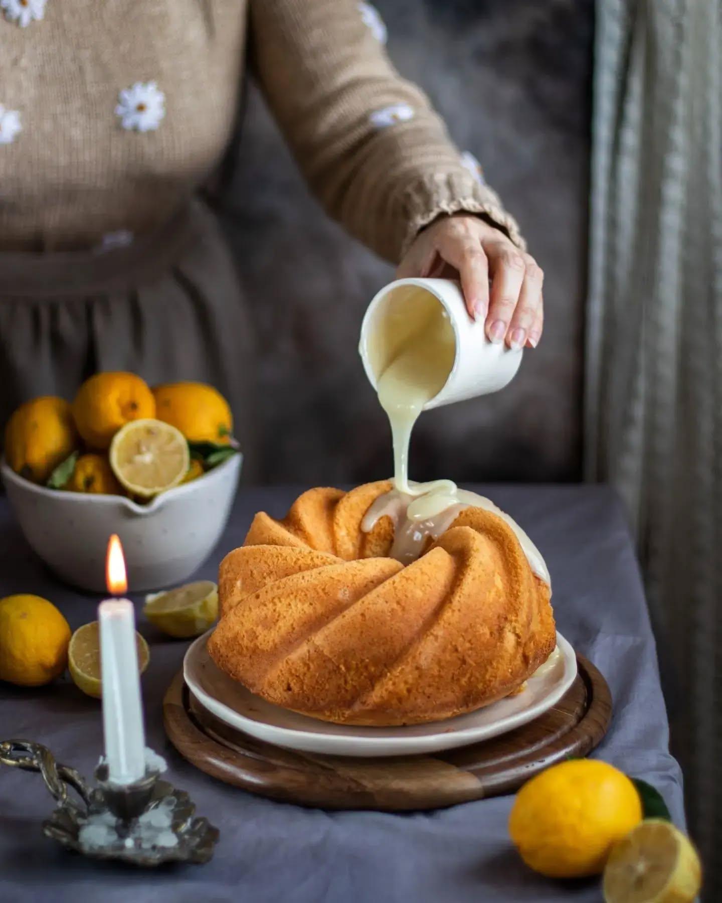 Lemon Cake with White Chocolate Sauce