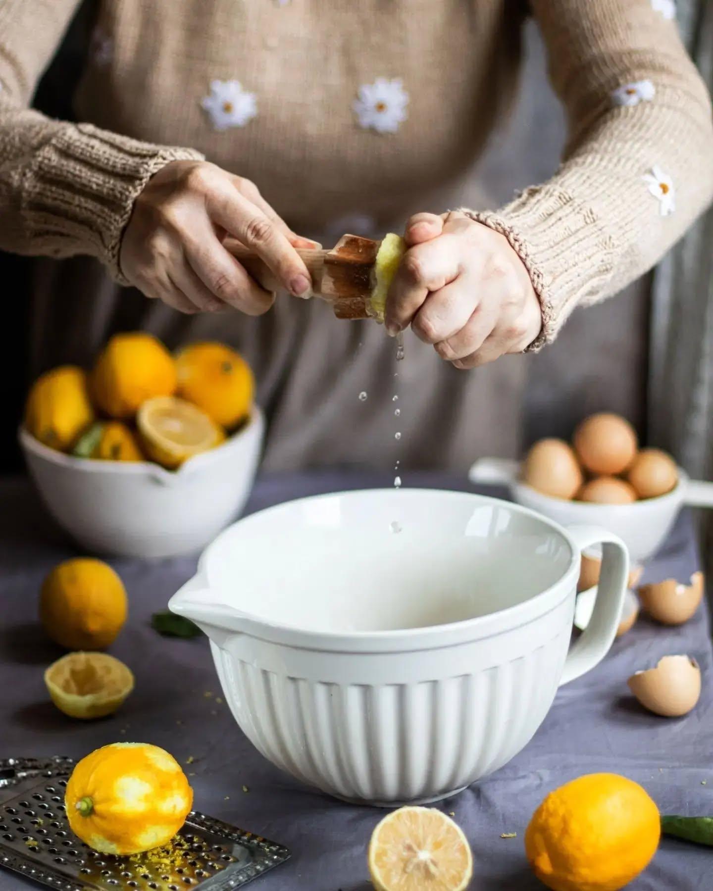 Lemon Cake with White Chocolate Sauce
