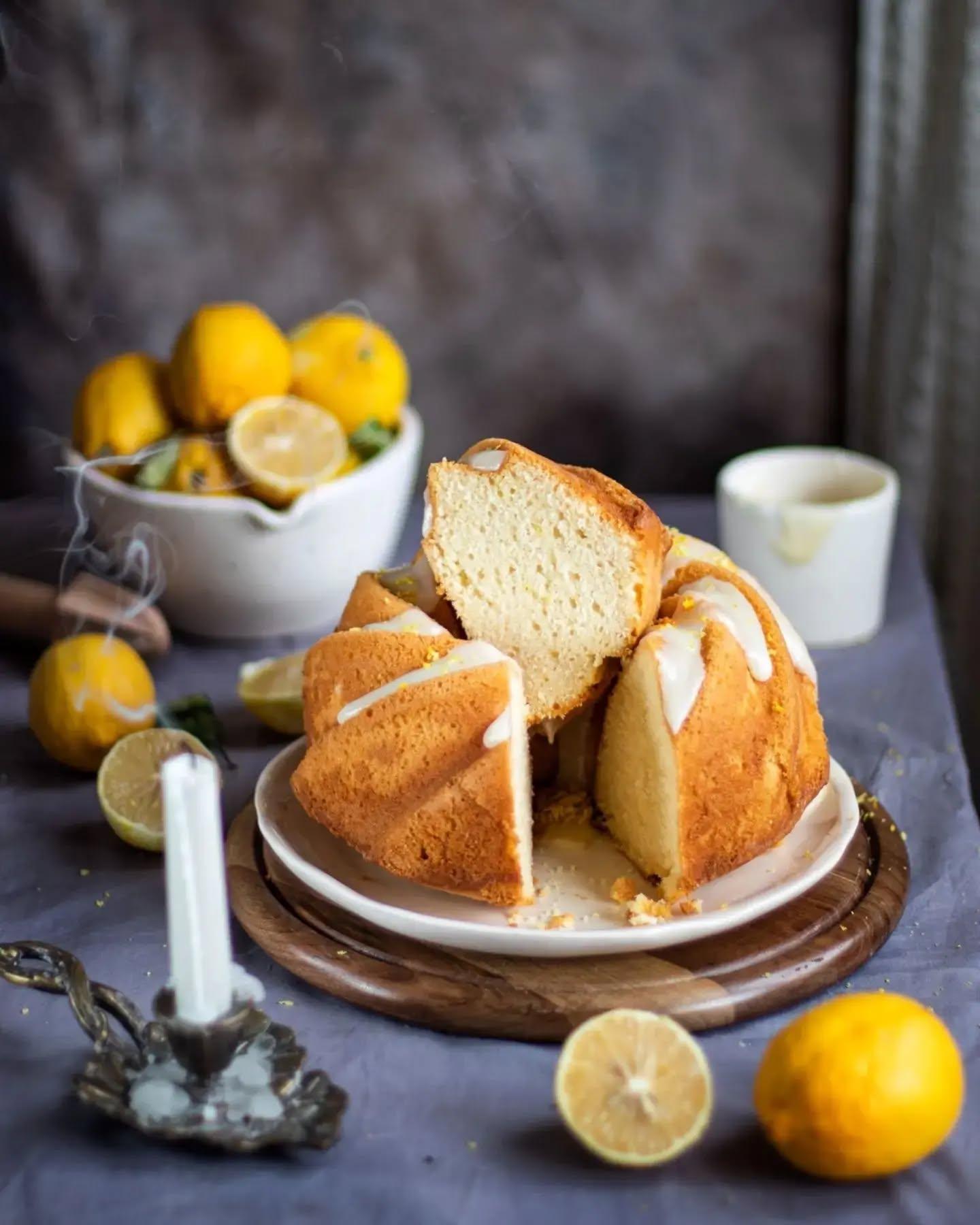 Lemon Cake with White Chocolate Sauce