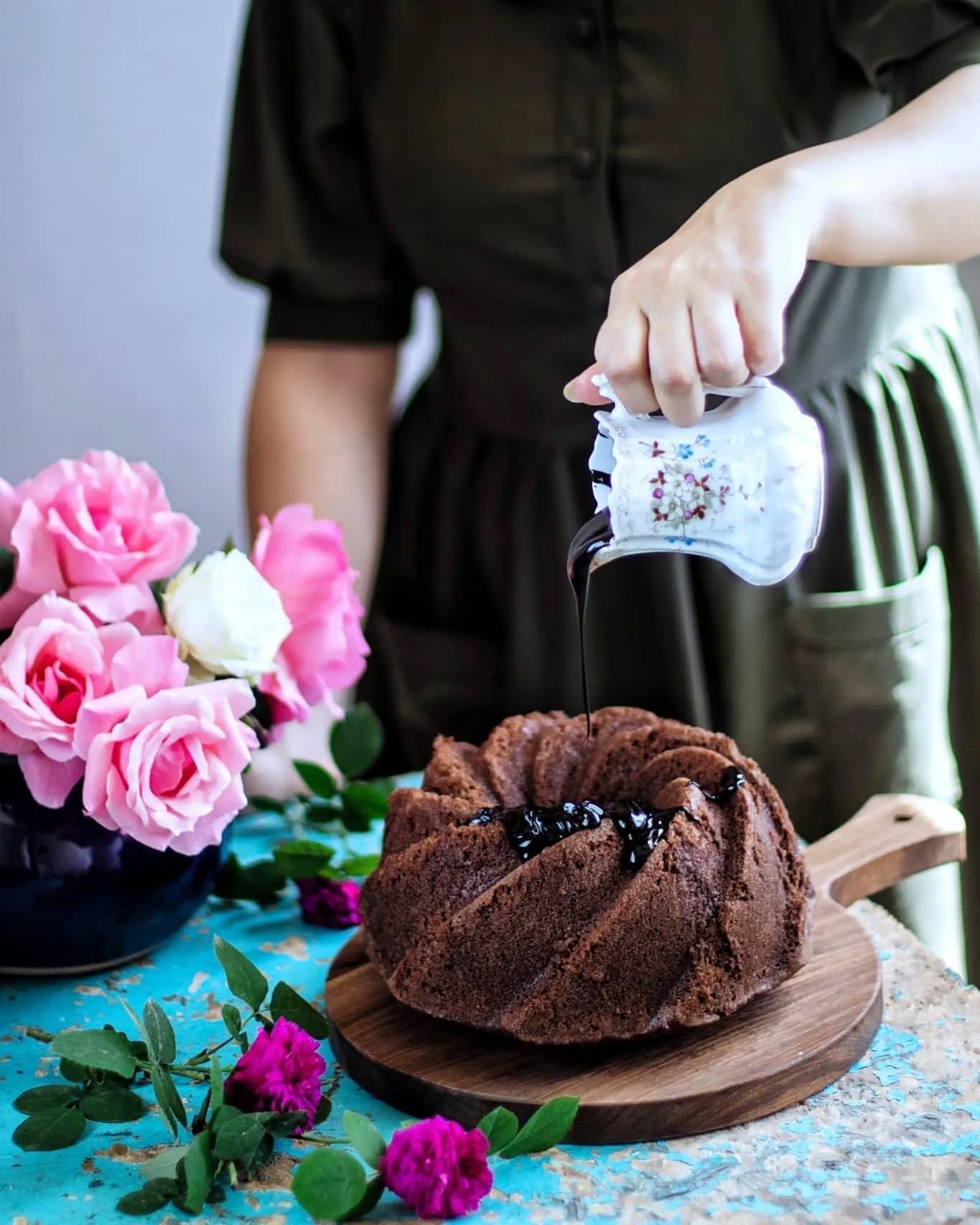 Mocha Chocolate Cake with Ganache