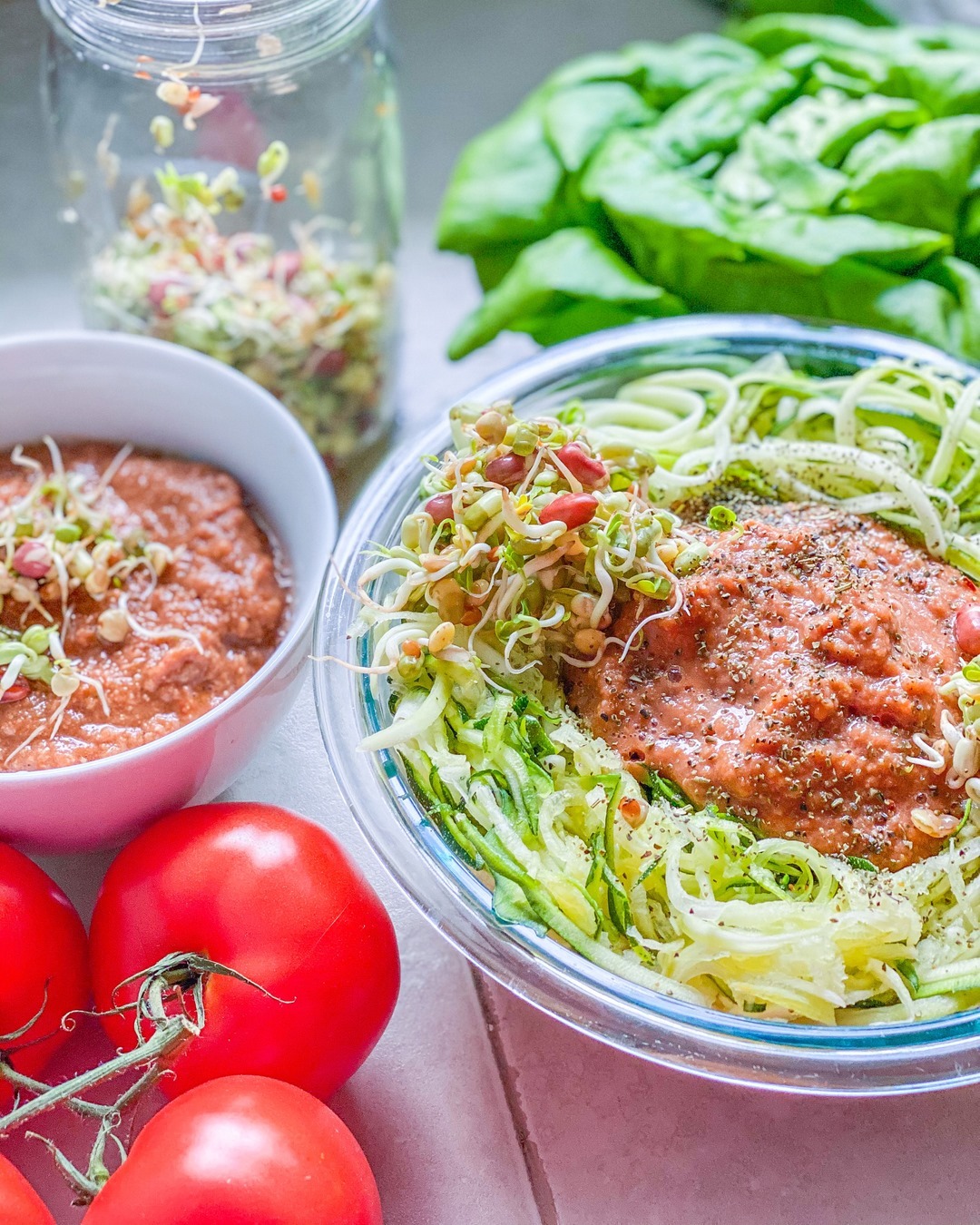 Raw Vegan Zucchini Spaghetti