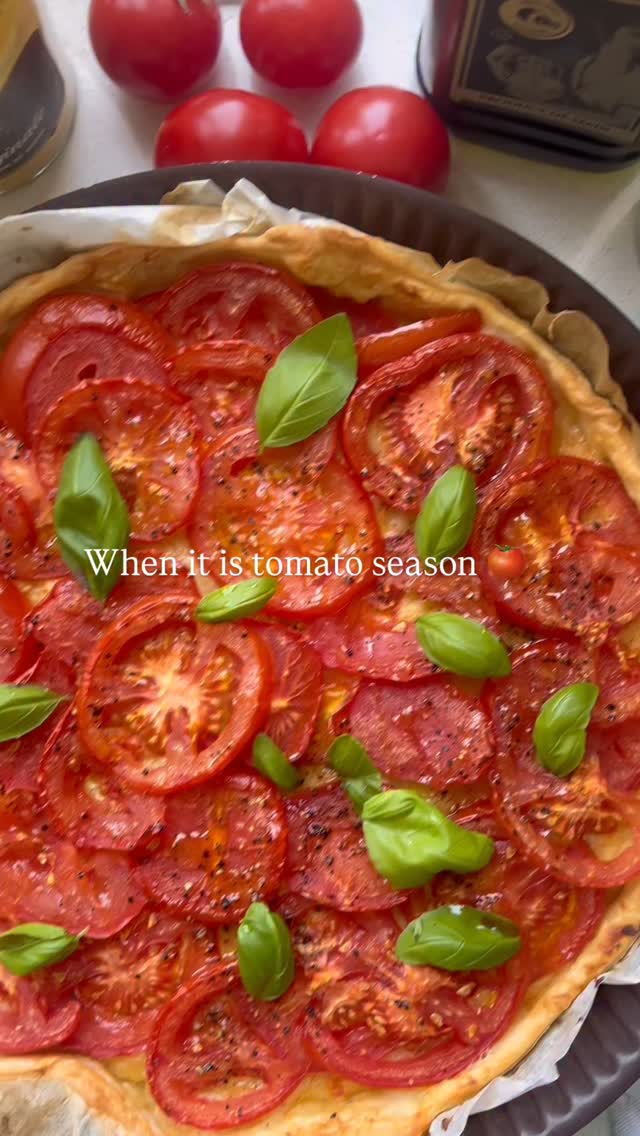 Easy Tomato Tart with Summer Tomatoes