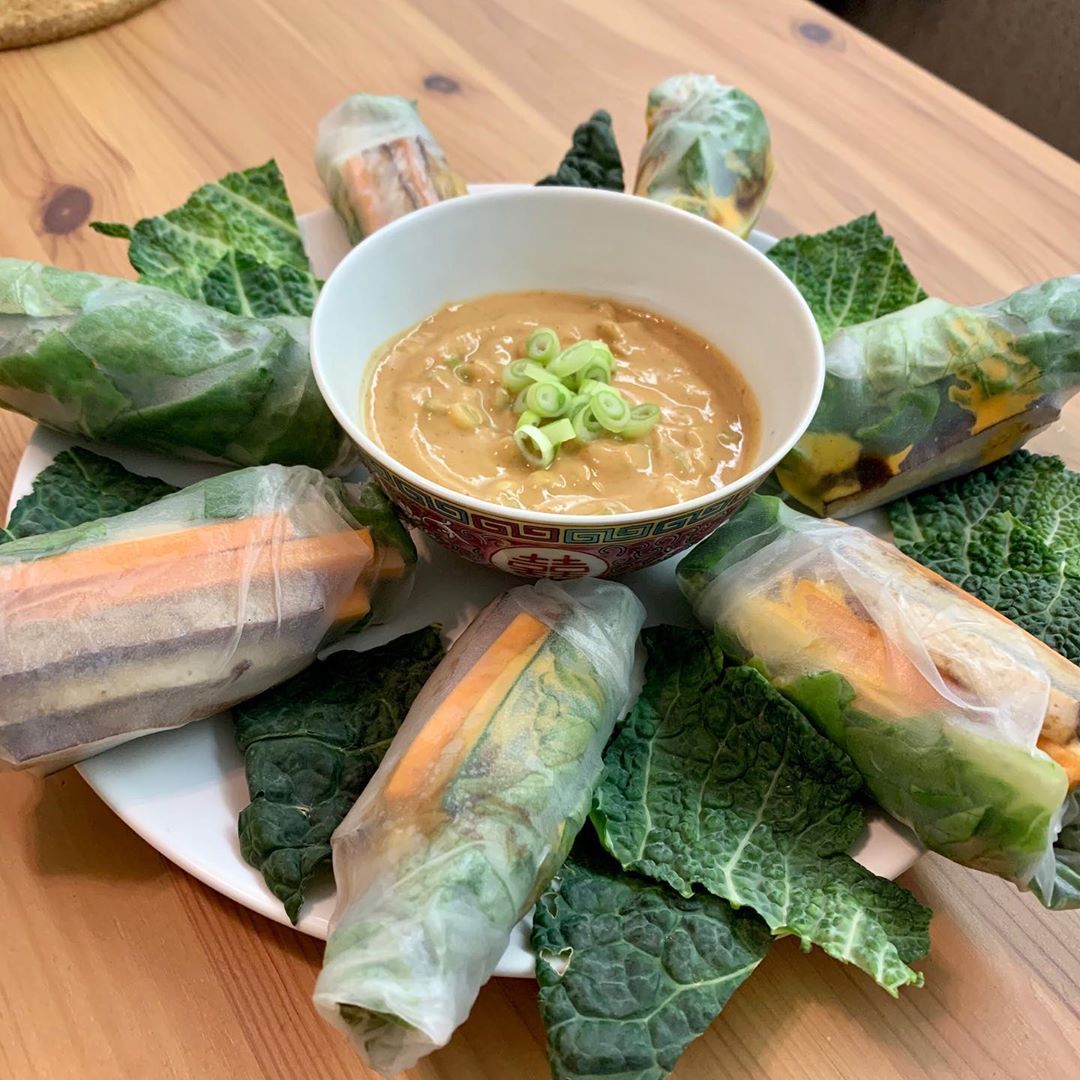 Spicy Peanut Sauce for Summer Rolls