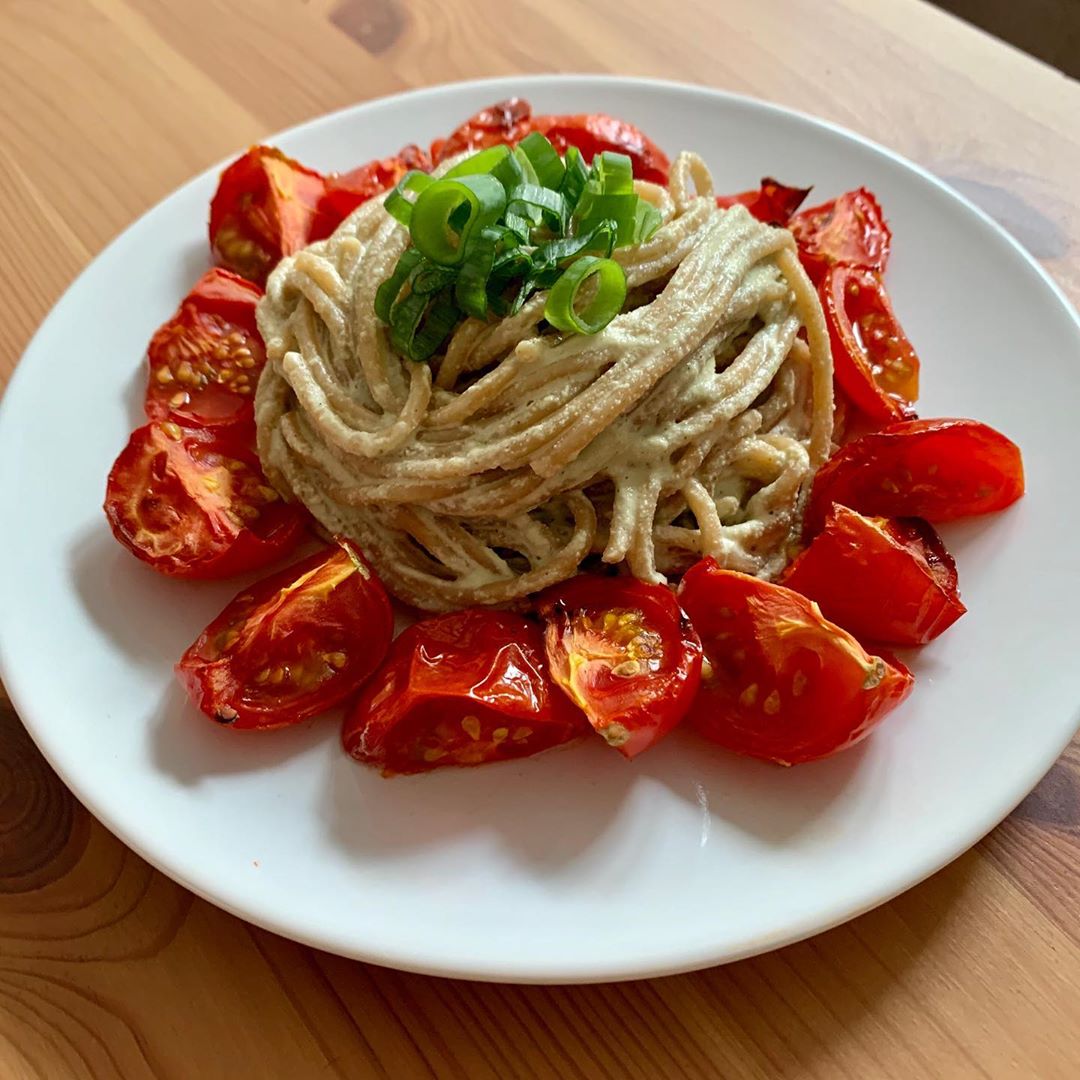Spaghetti with Cashew Basil Sauce and Oven Roasted Tomatoes