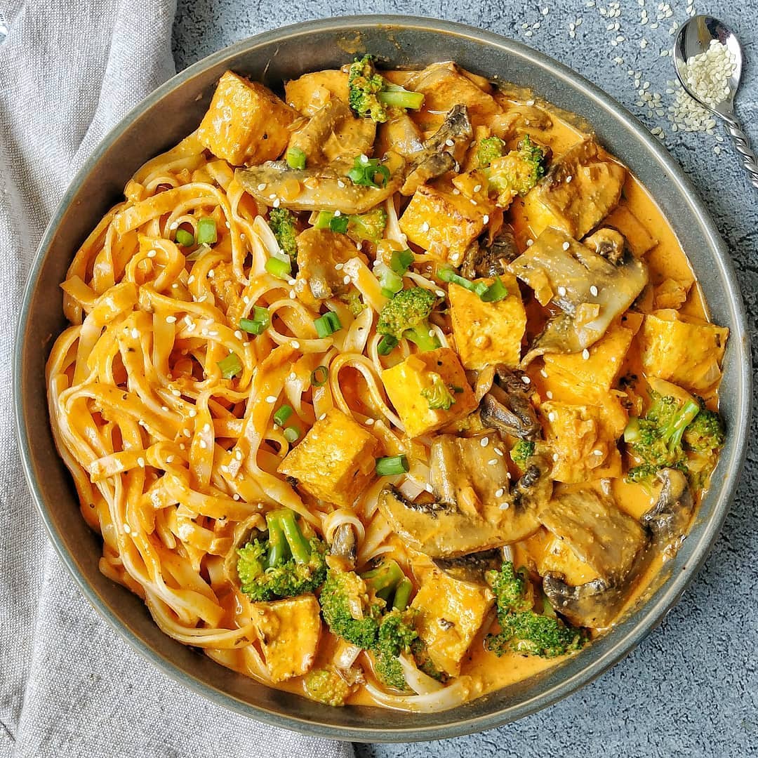 Thai-Inspired Red Curry Rice Noodles with Broccoli and Tofu