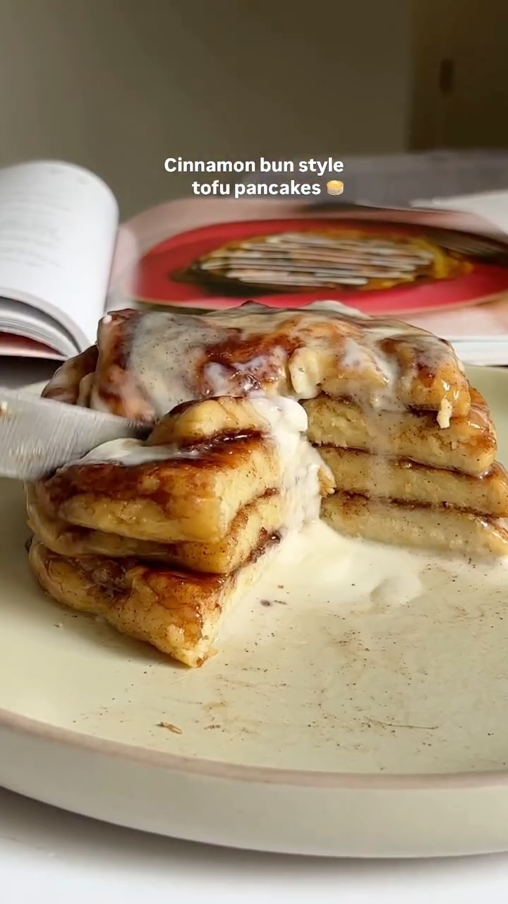 High Protein Cinnamon Bun Style Tofu Pancakes