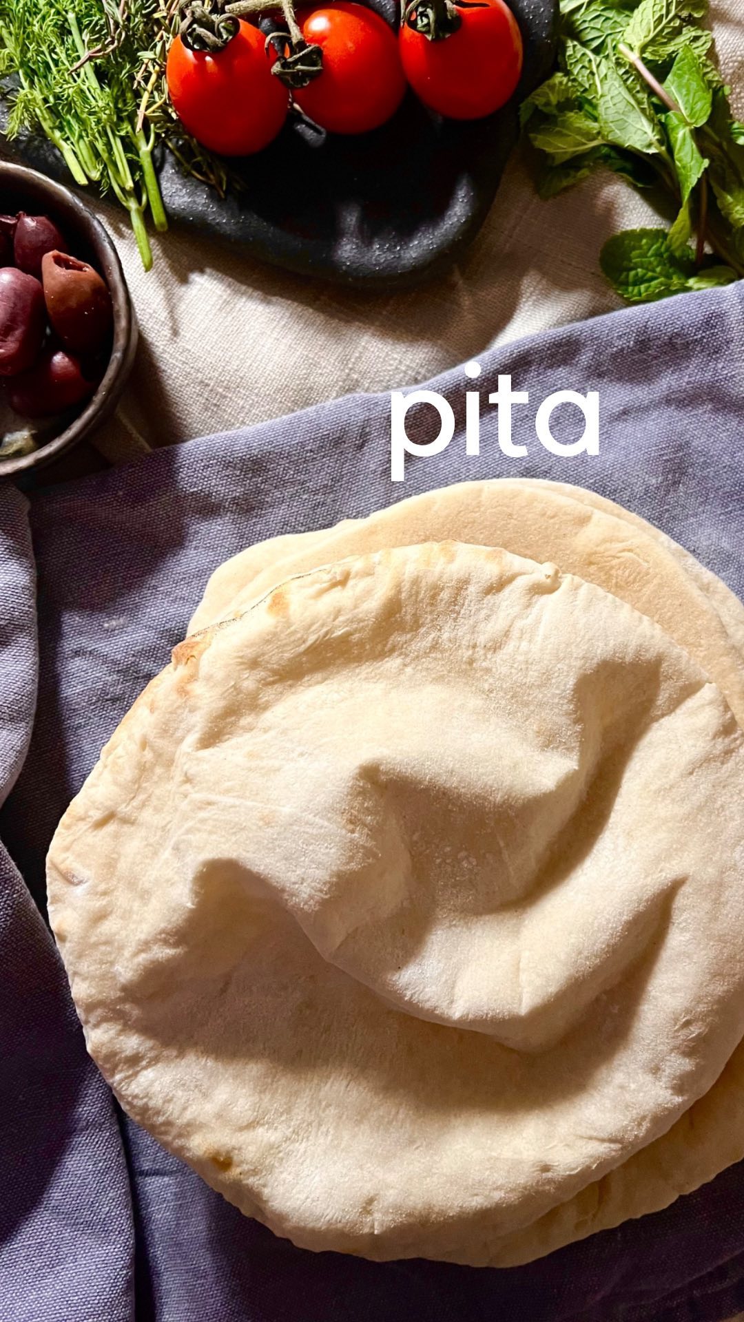Homemade Soft and Puffy Pita Bread