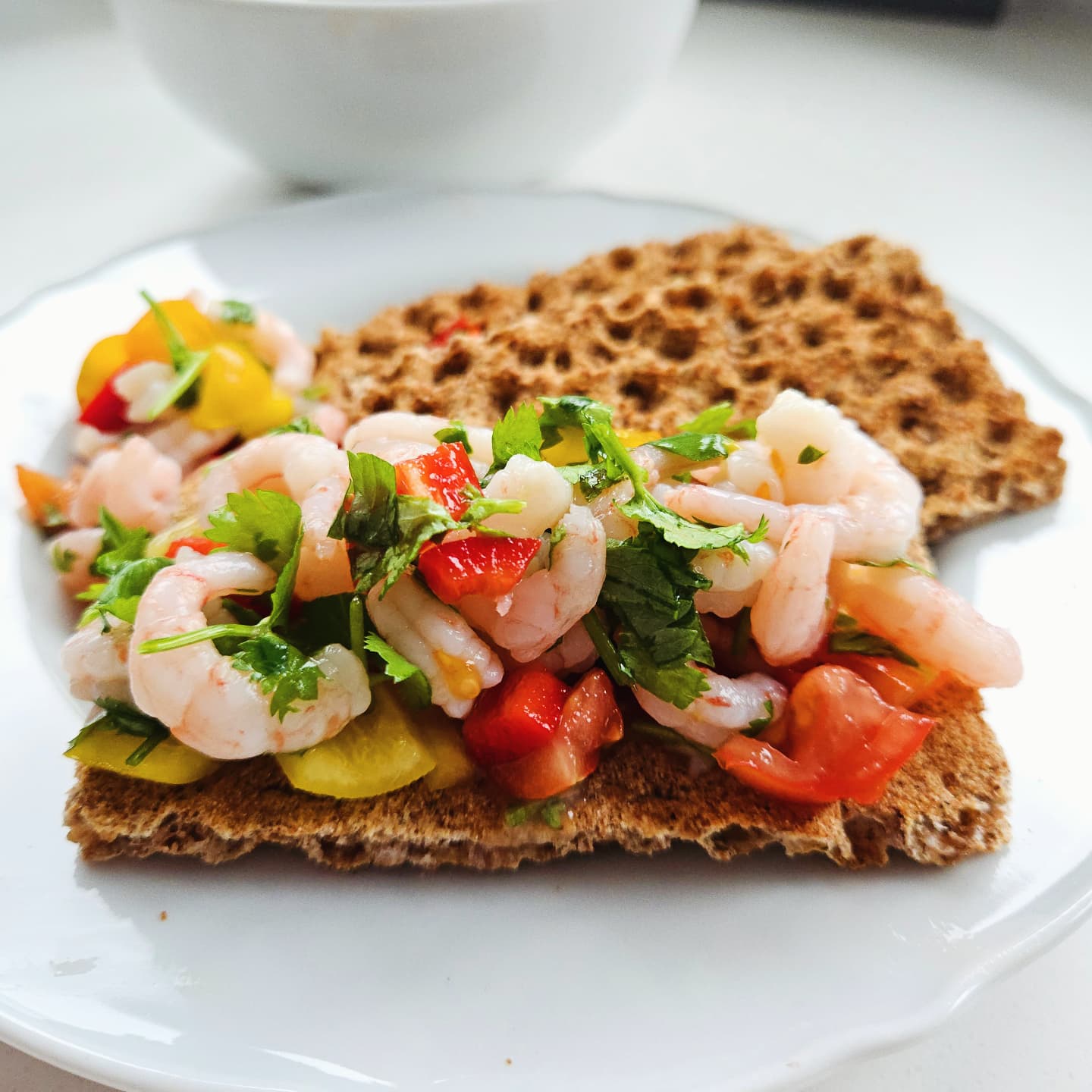 Fresh Spicy Prawn and Coriander Salad