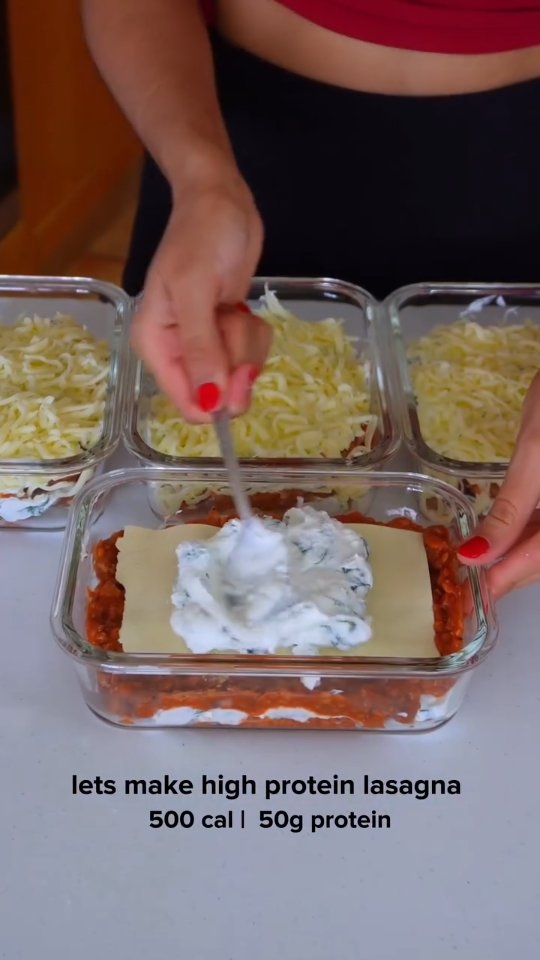 Healthy Beef Lasagna with Spinach