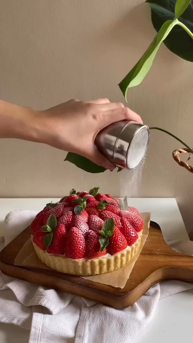 Strawberry Cream Cheese Tart