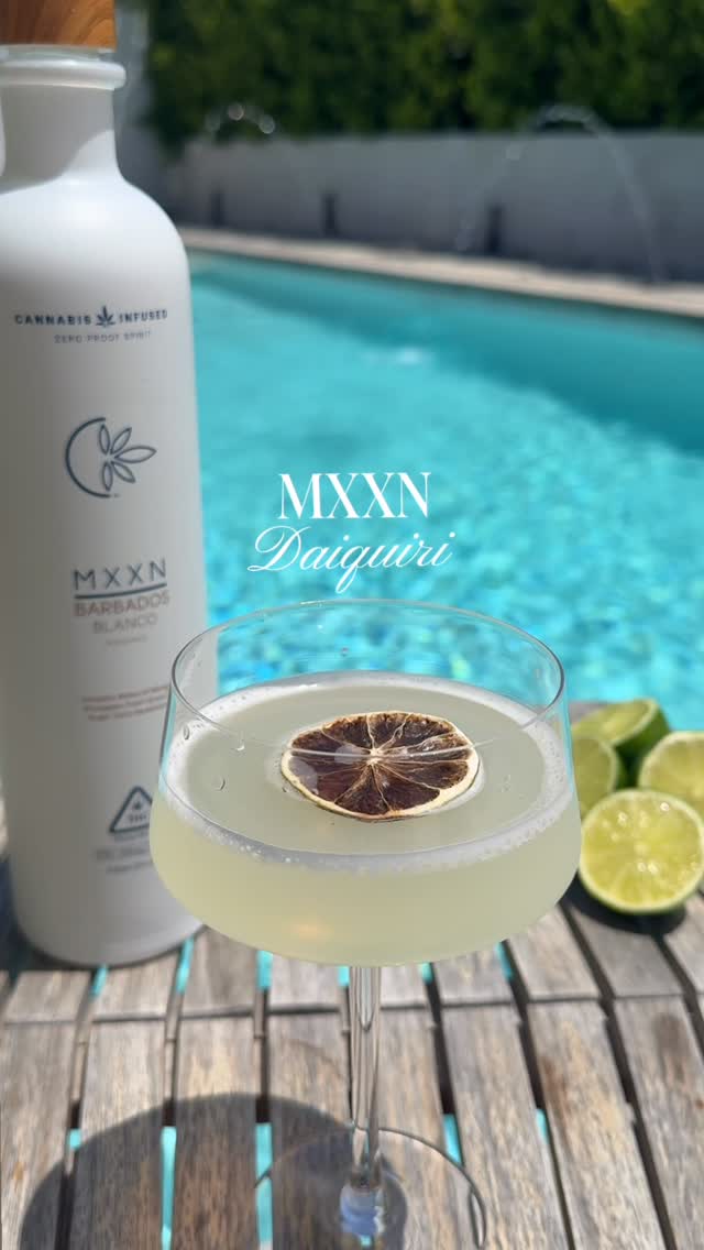 Zero-Proof Daiquiri with Mango and Pineapple