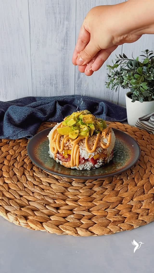 Sushi Cake with Tuna and Mango