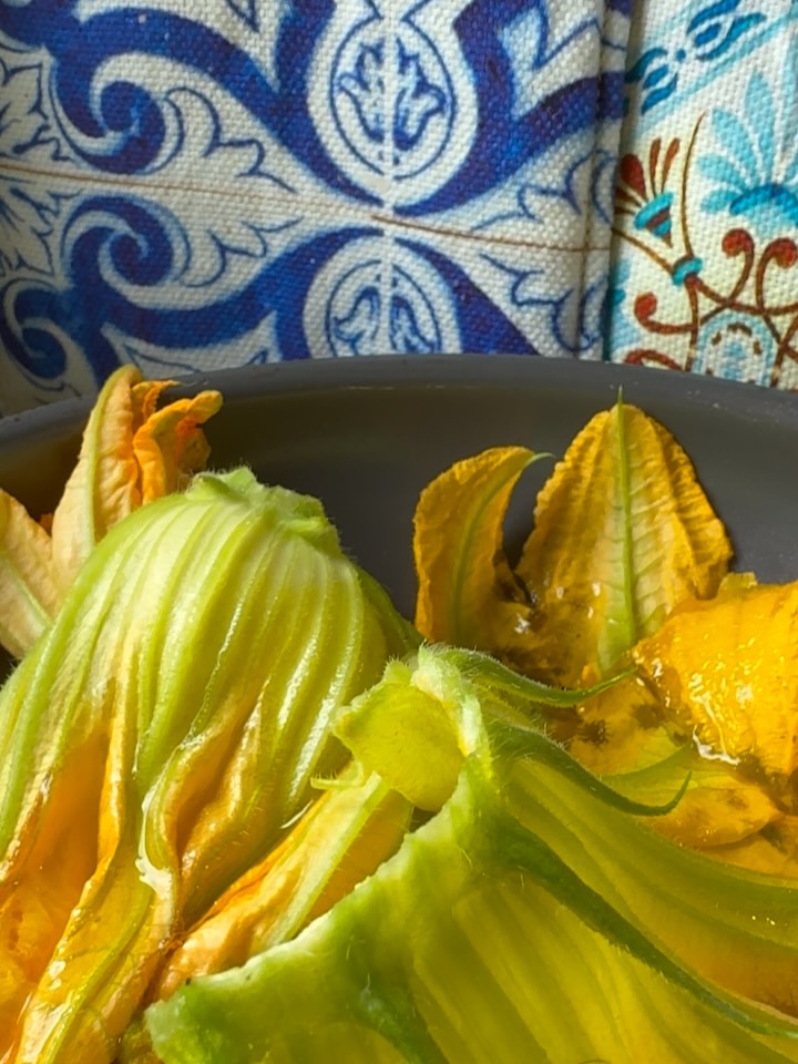 Creamy Mashed Potatoes with Carrots and Crispy Zucchini Blossoms