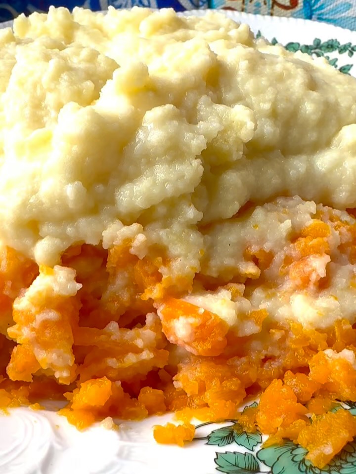 Creamy Mashed Potatoes with Carrots and Crispy Zucchini Blossoms