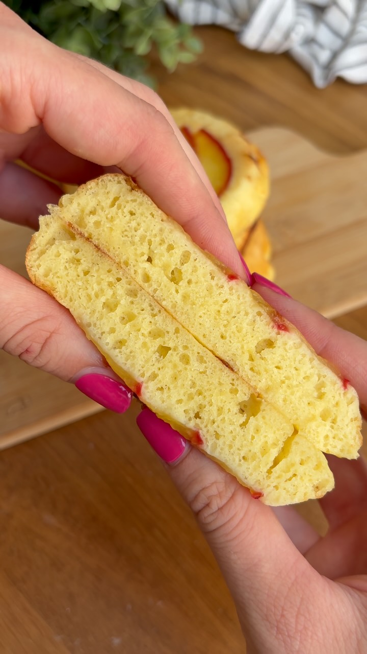 Fluffy Pancakes with Peach