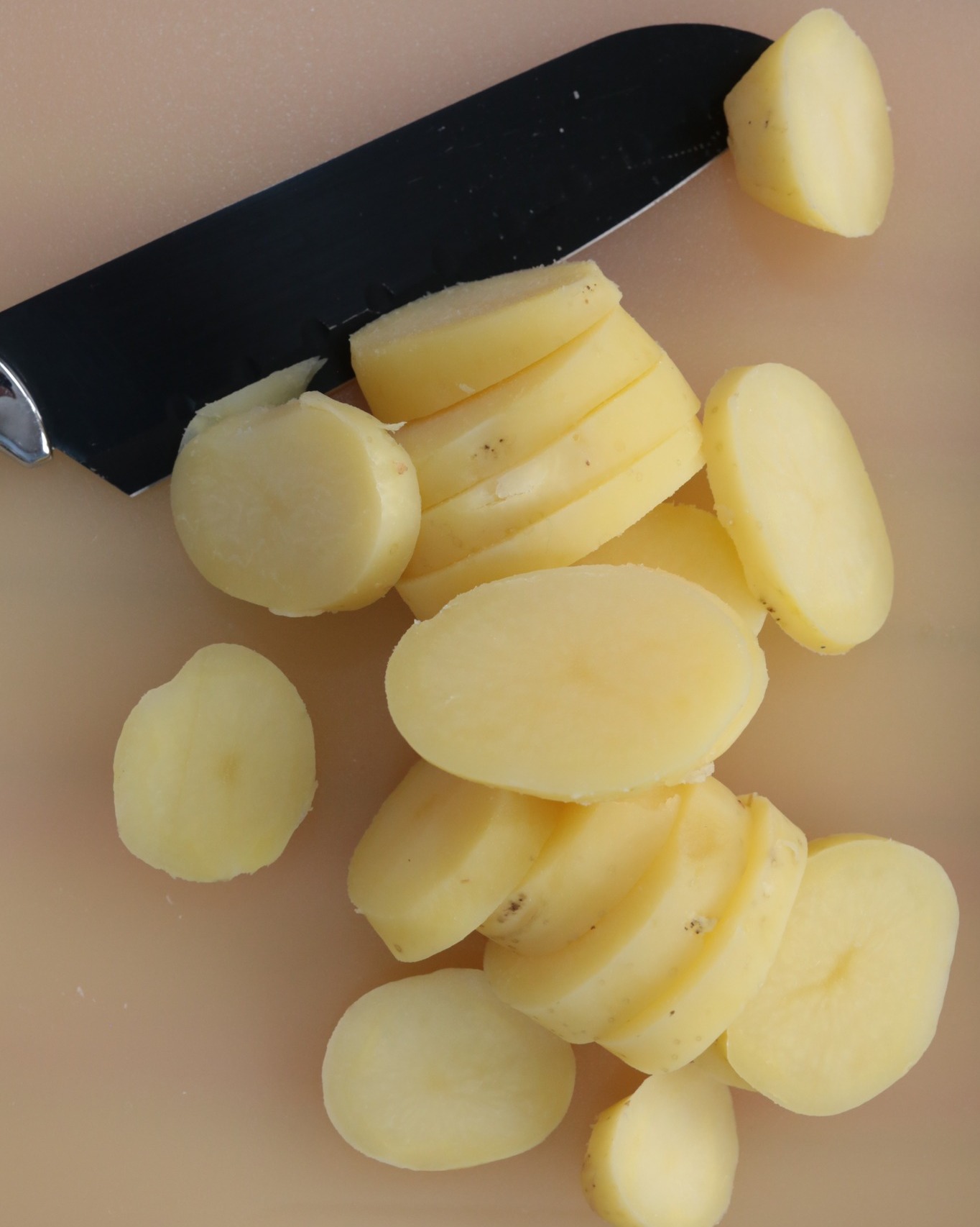 Cheesy Ground Meat and Potato Bake