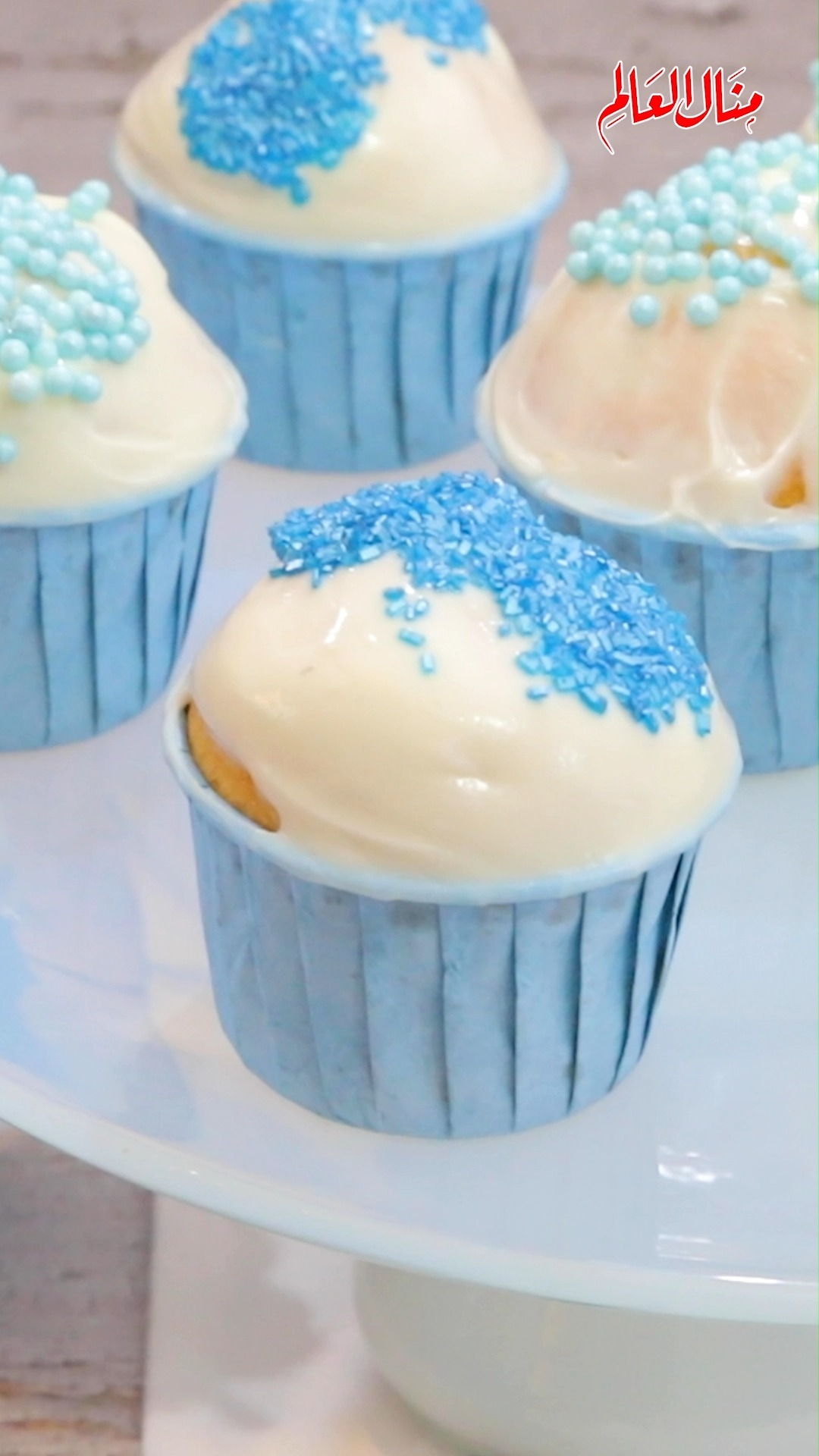 Easy Homemade Vanilla Cupcakes