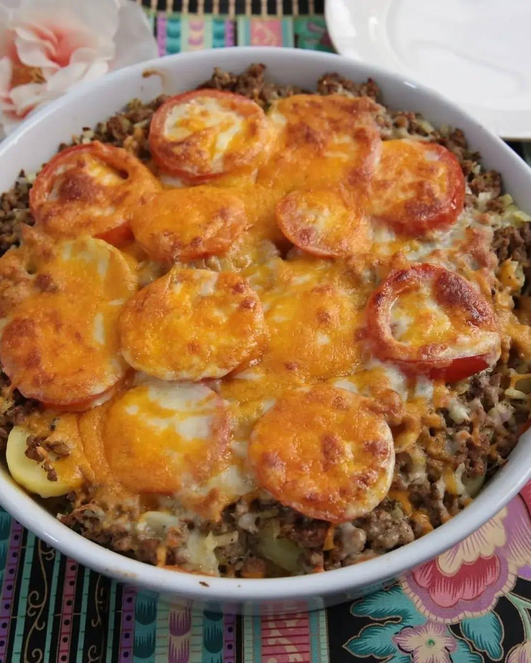 Baked Potatoes with Meat and Cheese