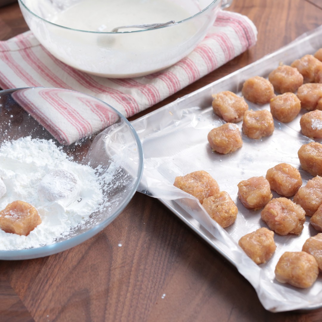 Chicken Nuggets with Sauce