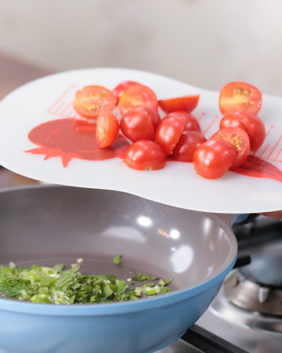 Cheese and Tomato Puffs