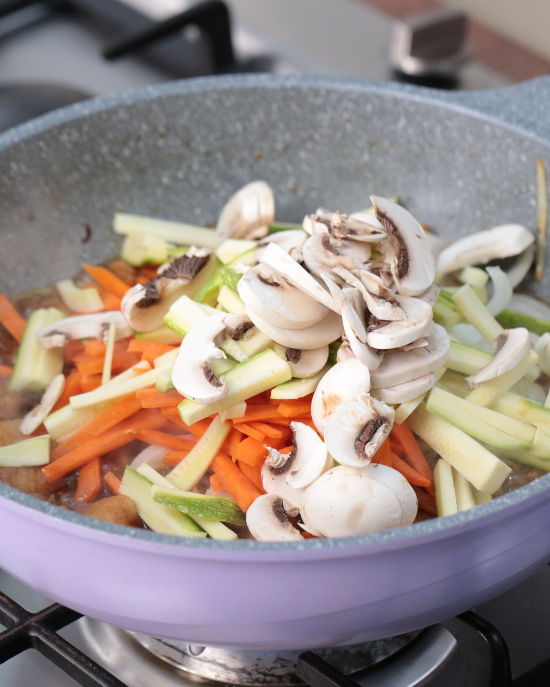 Chinese Chicken Stir-Fry with Vegetables