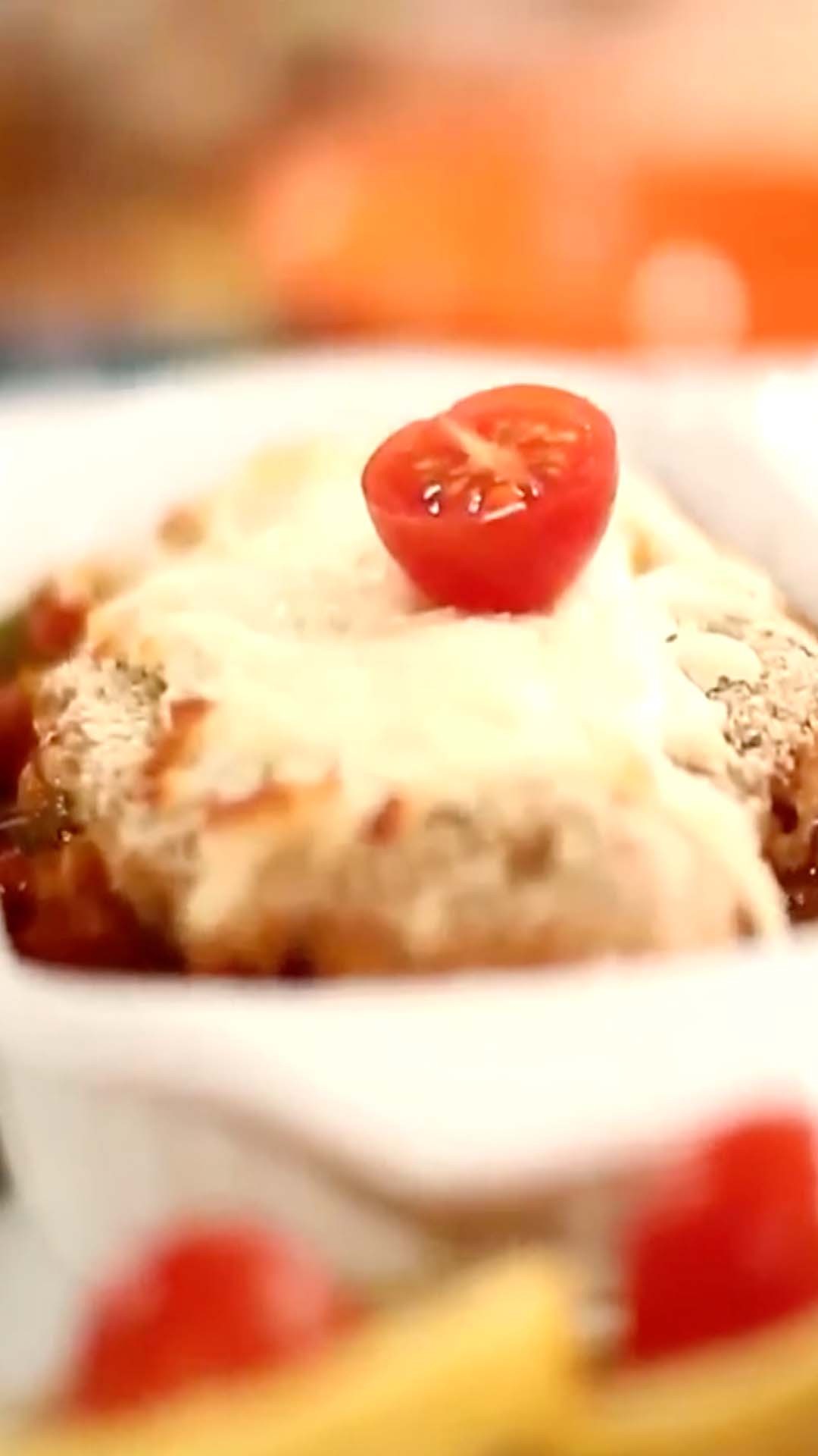 Oven-Baked Chicken with Cheese and Tomato Sauce
