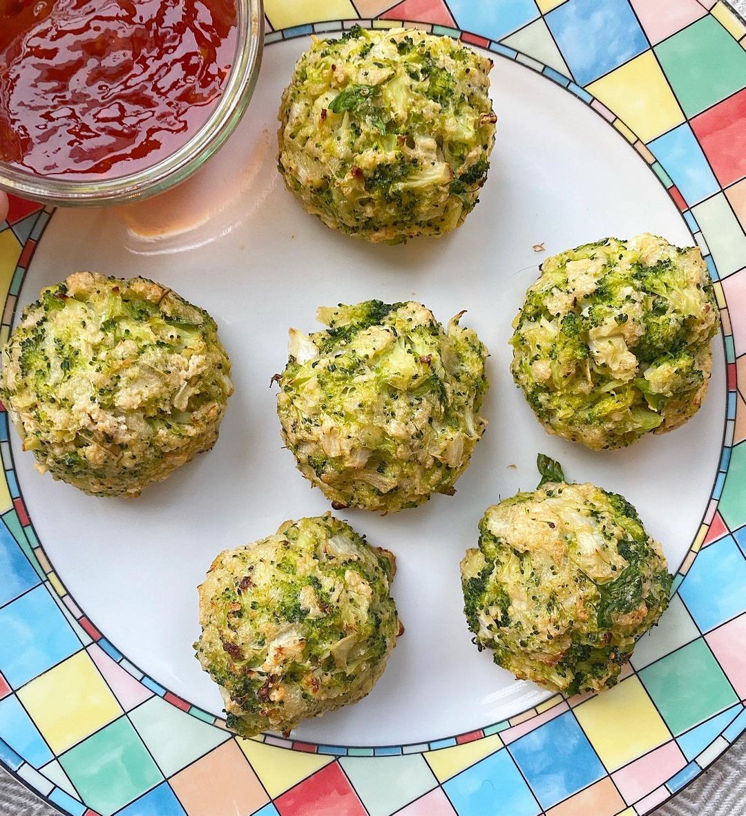 Baked Cheesy Brocolli Bites