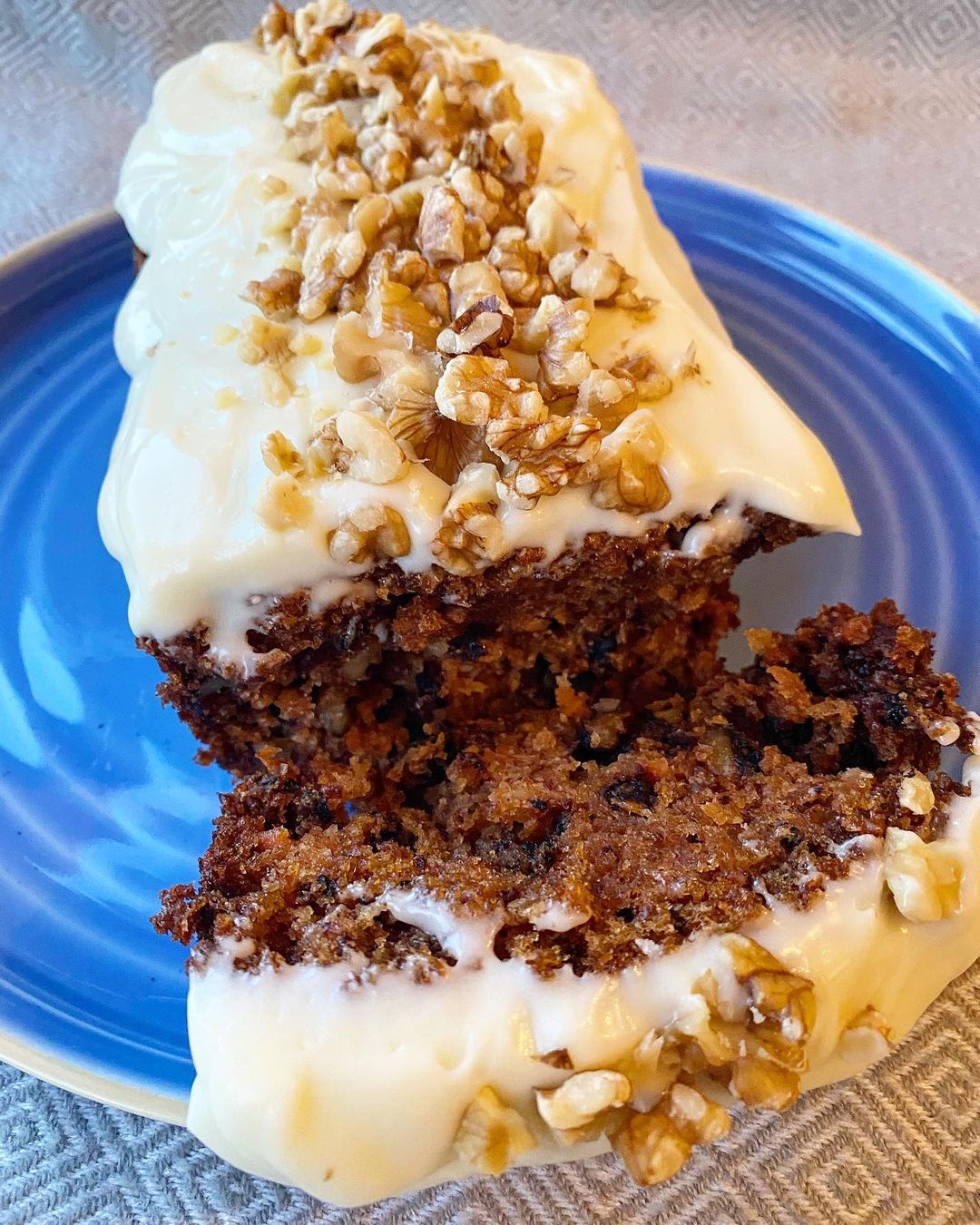 Easy Homemade Carrot Cake with Cream Cheese Icing