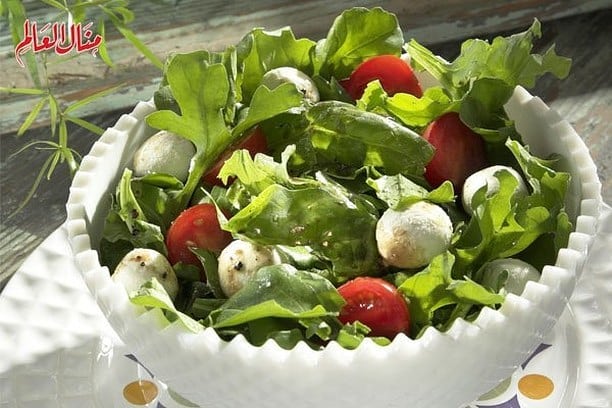 Arugula Salad with Cheese Balls
