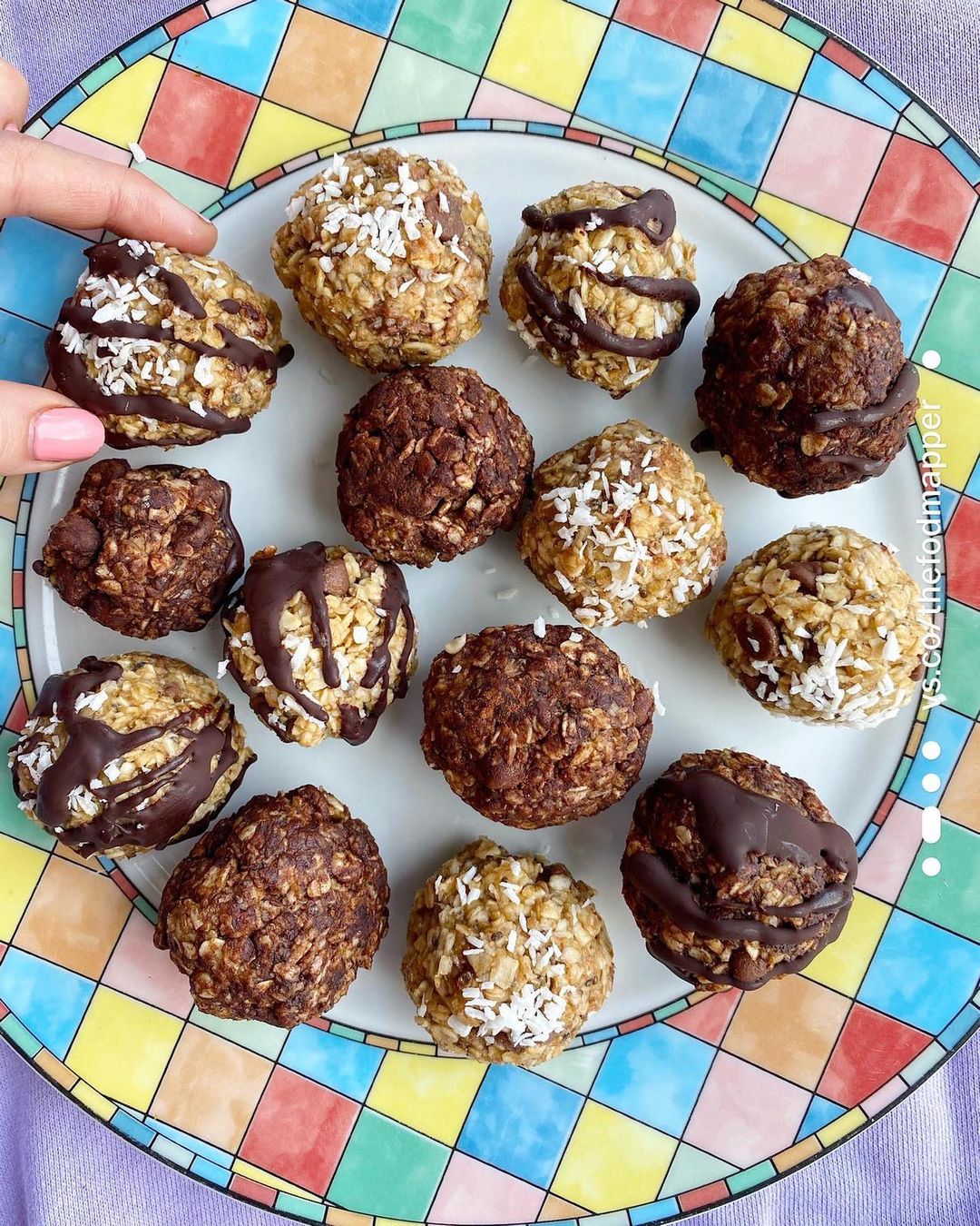 Peanut Butter Chocolate Chip Energy Bites