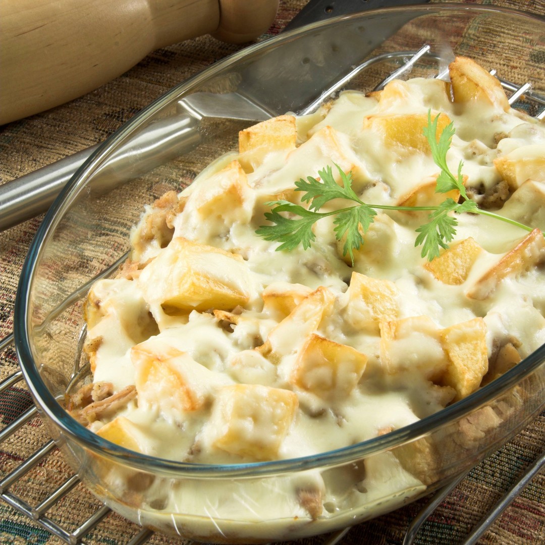Baked Chicken and Potatoes with Béchamel Sauce