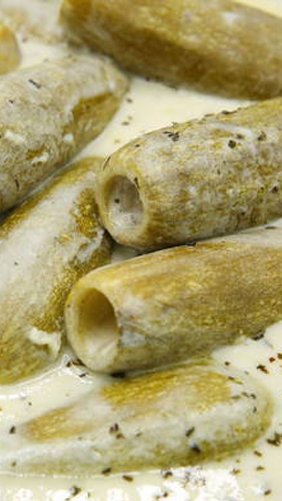 Stuffed Zucchini with Bulgur and Yogurt