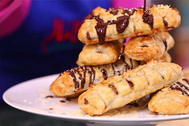 Easy Chocolate-Filled Puff Pastry Dessert