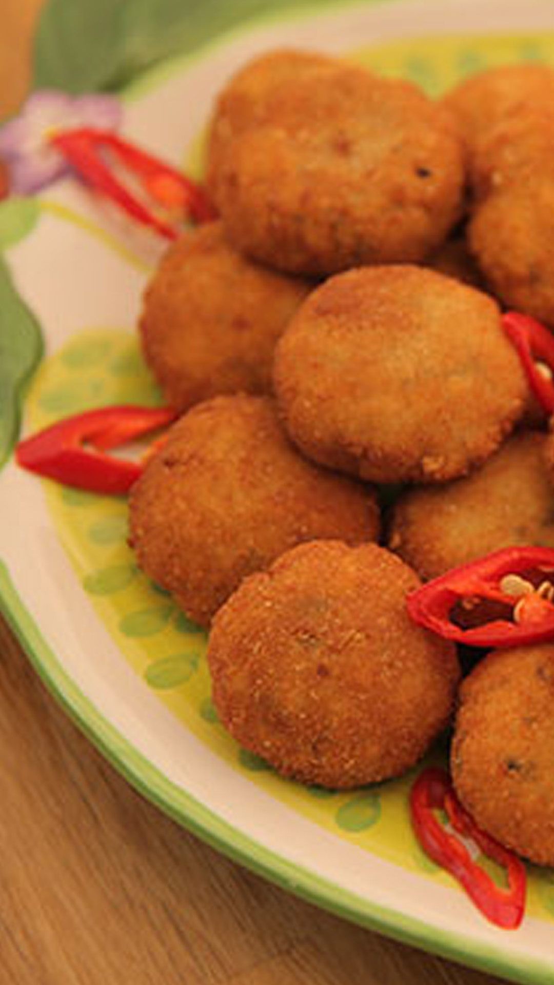 Fried Chicken Kibbeh with Potatoes