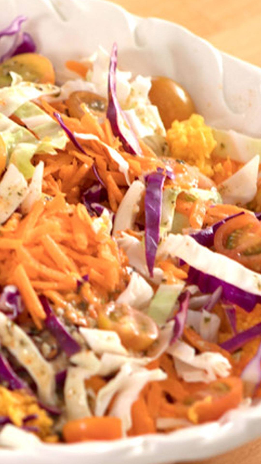 Cabbage and Carrot Salad with Oregano Dressing