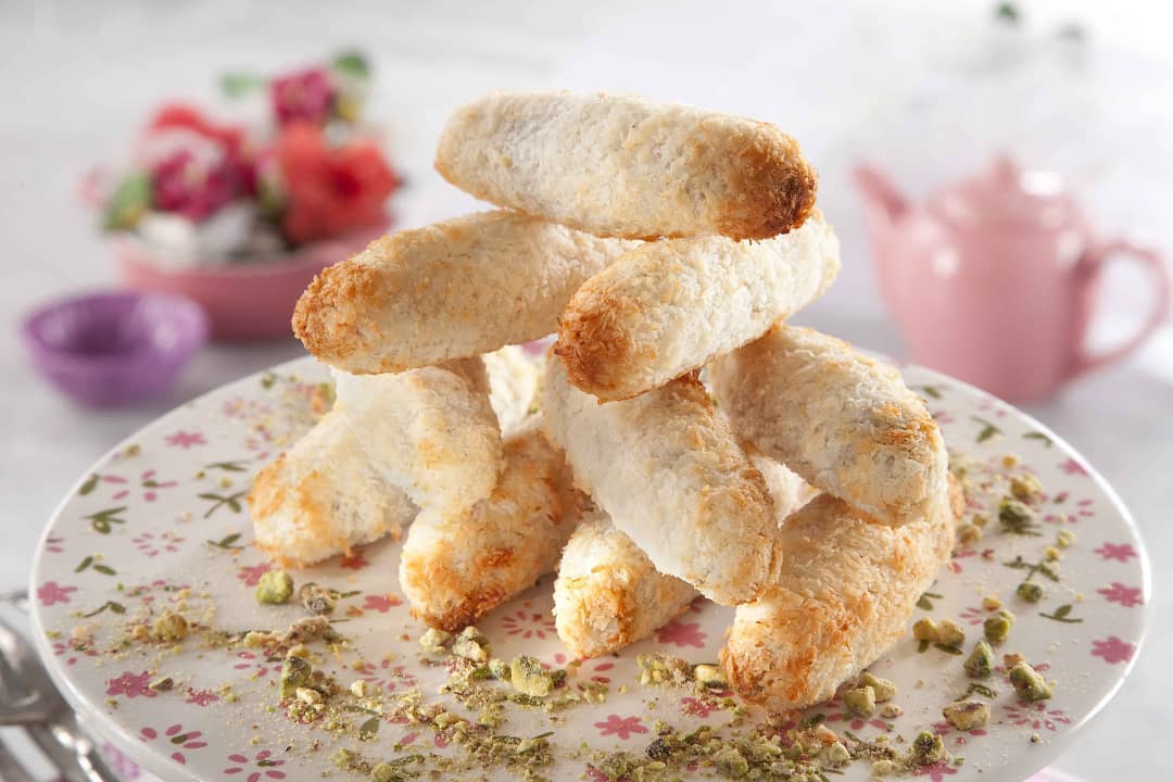 Pistachio Fingers with Coconut