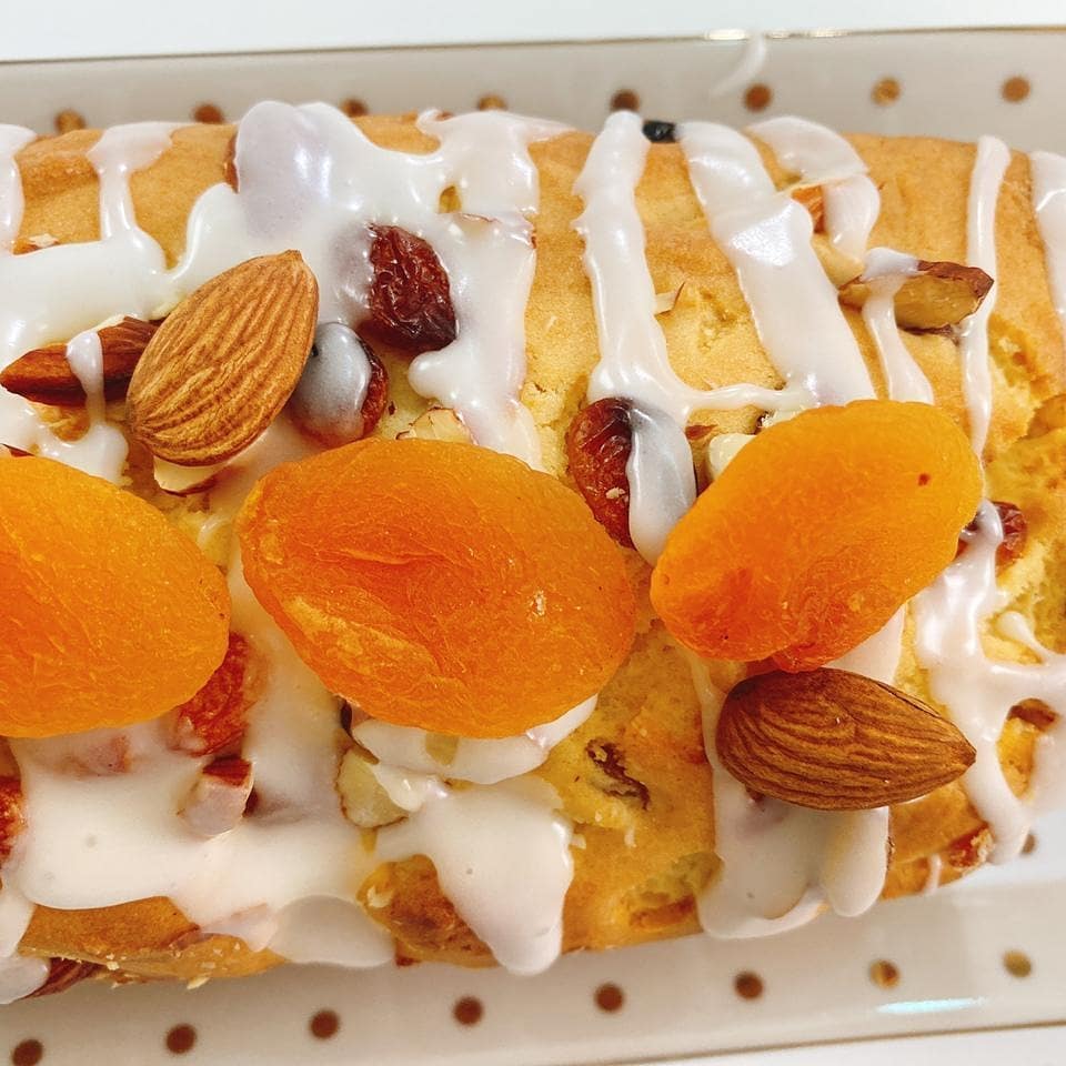 Apricot Raisin Nut Cake
