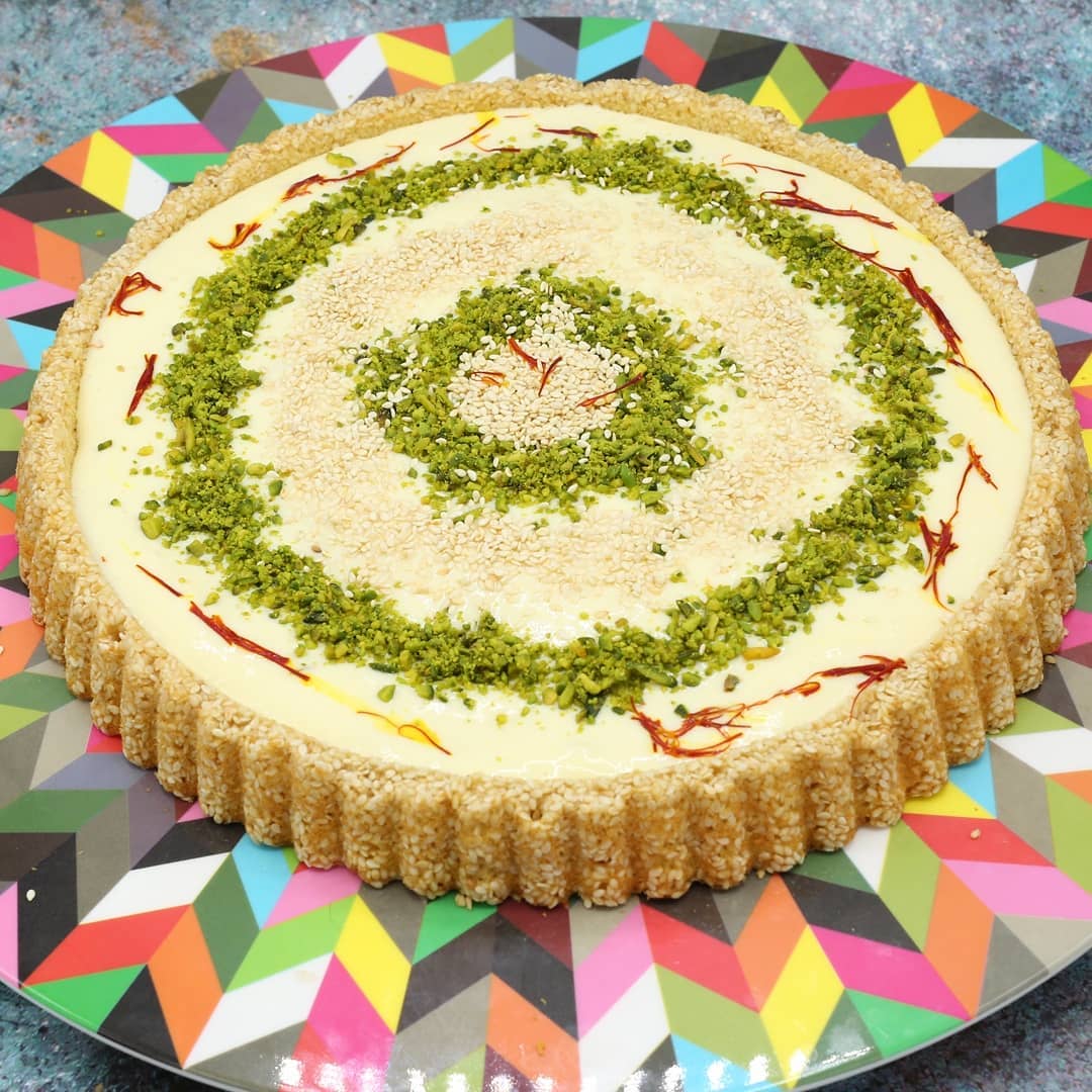 Aqeeli Cake with Cheese