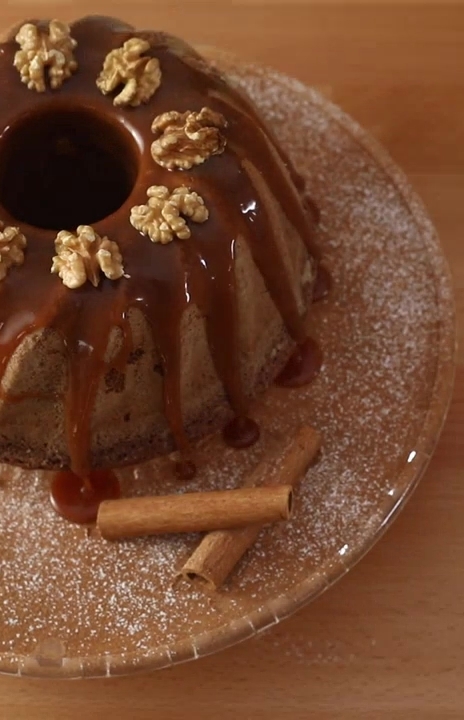 Cinnamon Nut Cake with Toffee Sauce